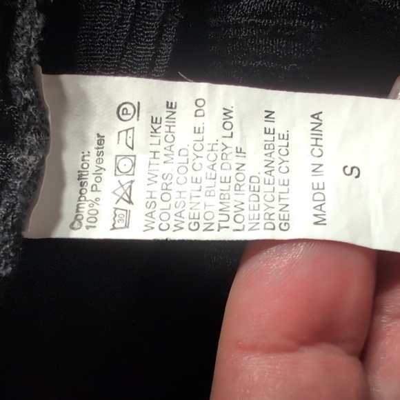 Cover Up Elegant Black Women's Skirt Open Side Size Small. NWOT - Picture 6 of 6